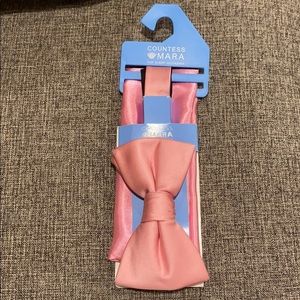 Countess Mara pocket square & bow tie
